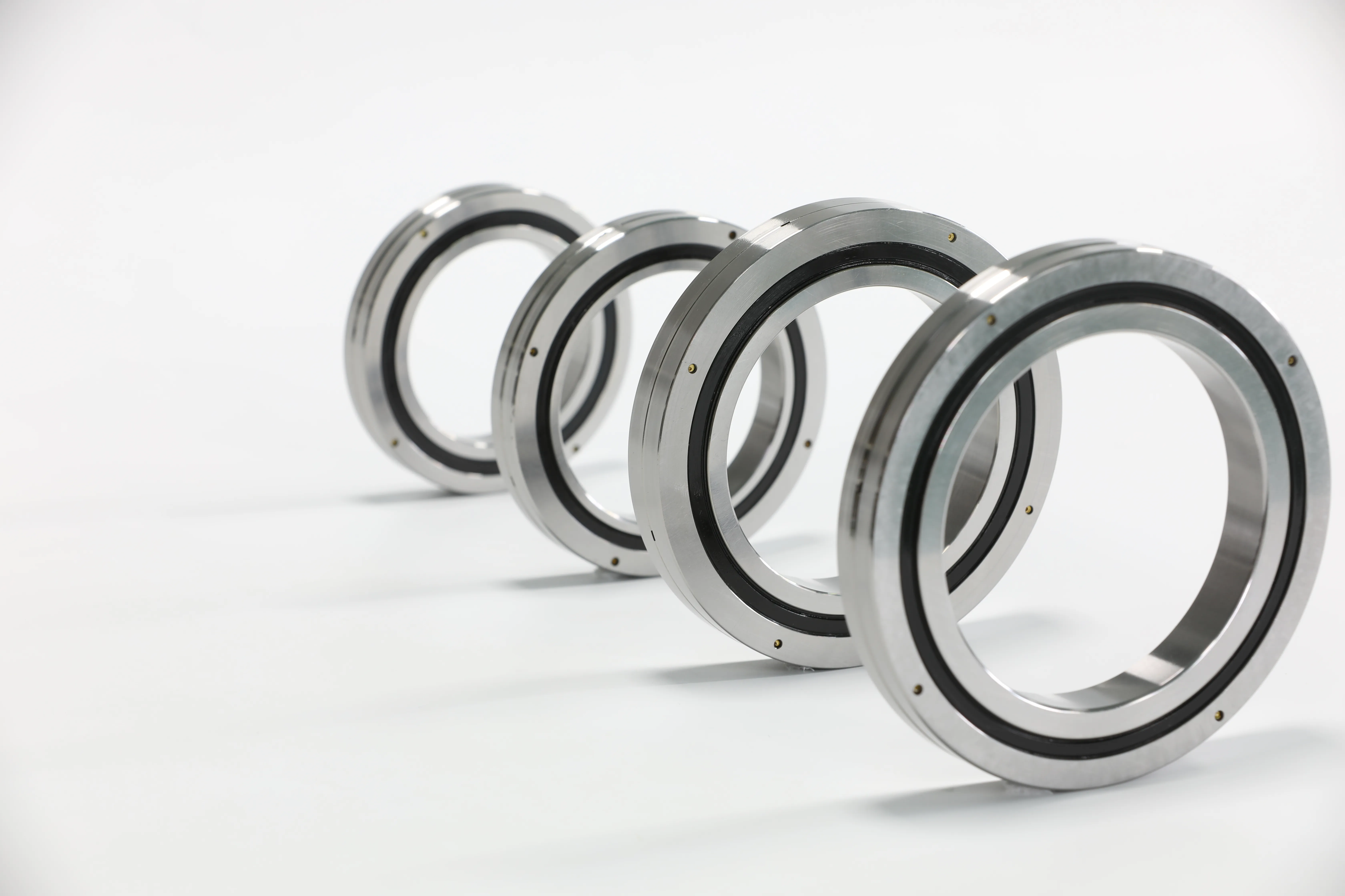 cross roller bearing